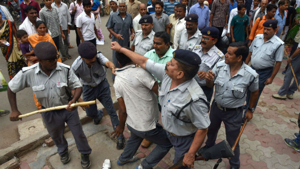 ফিরোজের বাবা 'শাস্ত্রী' উপাধিতে ভূষিত 