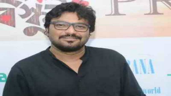 মুখ্যমন্ত্রী ঘনিষ্ঠ অফিসার ফোন ট্যাপিং-এ যুক্ত মুখ্যমন্ত্রী ঘনিষ্ঠ অফিসার ফোন ট্যাপিং-এ যুক্ত