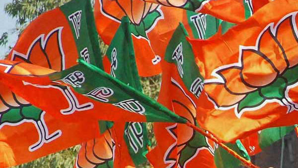 'এনআরসি আঘাত করেছে কেন্দ্রকে'