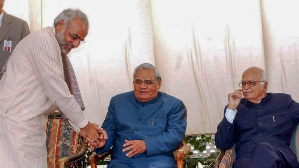 উপ-প্রধানমন্ত্রী হন আডবাণী উপ-প্রধানমন্ত্রী হন আডবাণী