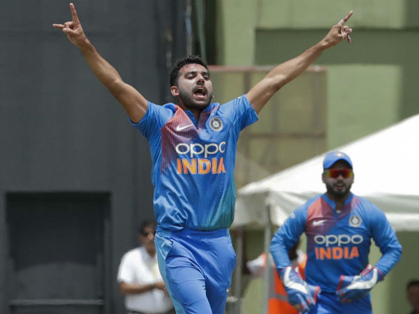 দেশের জার্সিতে এবার চাহারের নজির দেশের জার্সিতে এবার চাহারের নজির