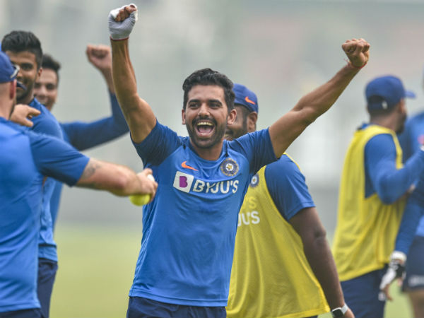 তিন উইকেটে পেয়েও নয় হ্যাটট্রিক তিন উইকেটে পেয়েও নয় হ্যাটট্রিক