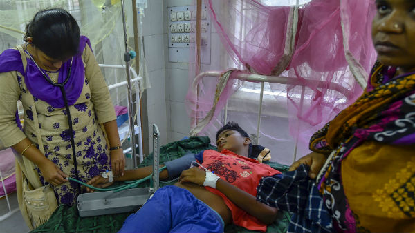 ১৫ দিনে দ্বিগুণ হয়েছে ডেঙ্গি আক্রান্তের সংখ্যা ১৫ দিনে দ্বিগুণ হয়েছে ডেঙ্গি আক্রান্তের সংখ্যা