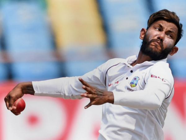 দিন রাতের টেস্টে বাকি সেরা কিছু বোলিং ফিগার দেখে নিন দিন রাতের টেস্টে বাকি সেরা কিছু বোলিং ফিগার দেখে নিন