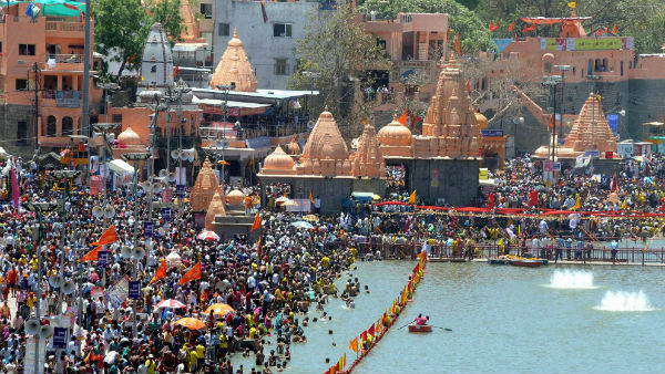 কুম্ভ মেলায় ১ মিলিয়ন মানুষের জনসমাগম 