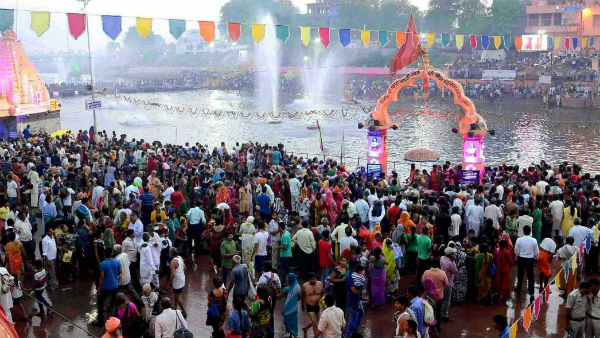 সরকারের কোন চমক মহাকুম্ভ ঘিরে 