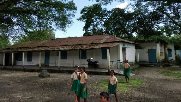 স্কুলগুলিতে প্রবেশ এবং প্রস্থানে করণীয়