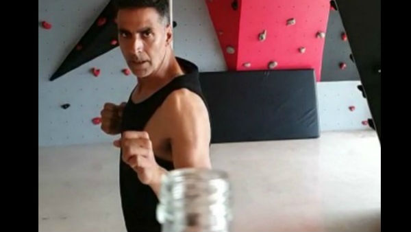 বটল ক্যাপ চ্যালেঞ্জ