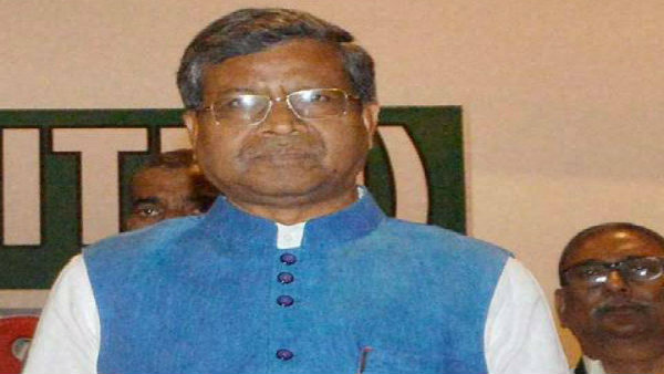 বাবুলাল মারান্ডির সঙ্গে যোগাযোগ বিজেপির বাবুলাল মারান্ডির সঙ্গে যোগাযোগ বিজেপির