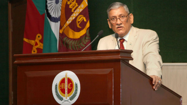 পাথর নিক্ষেপকারীদের বিরুদ্ধে মন্তব্যে বিতর্ক