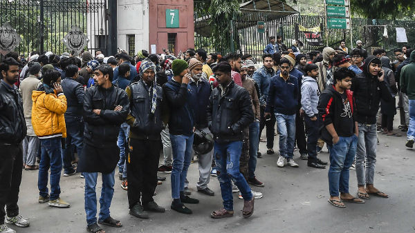 জামিয়া বিশ্ববিদ্যালয়ের তরফে রিপোর্টে কী বলা হয়েছে? 