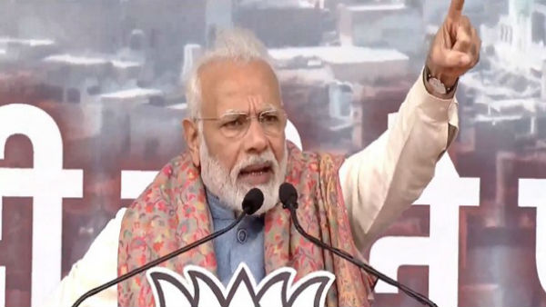 কংগ্রেস ও আরবান নকশালদের তোপ মোদীর