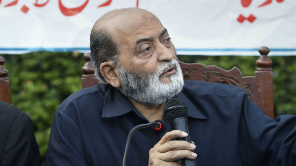 অন্য হিন্দু আবেদনকারীরাও মুসলিমদের বিপক্ষে