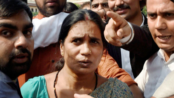  'কী ভুল করেছিল আমার মেয়ে'