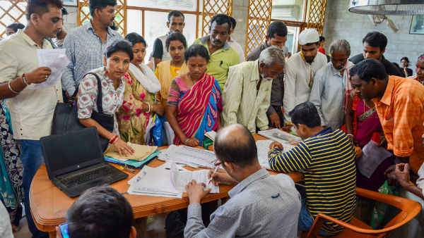 এনআরসি নিয়ে সমালোচিত হয়েছিল সরকার