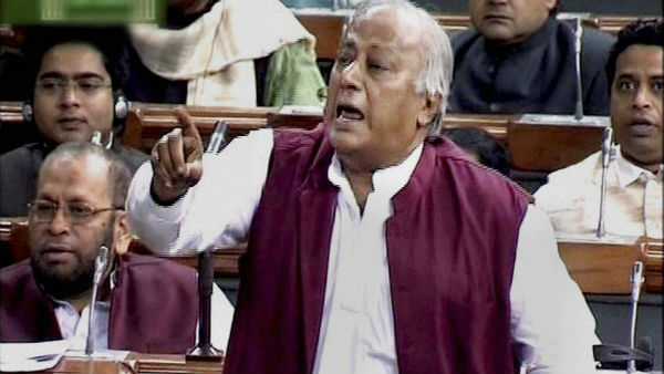 কাশ্মীর প্রসঙ্গ টেনে আনেন সৌগত রায়