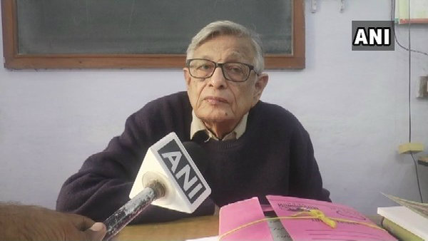 পাল্টা দাবি সেখানকার অধ্যাপকদের