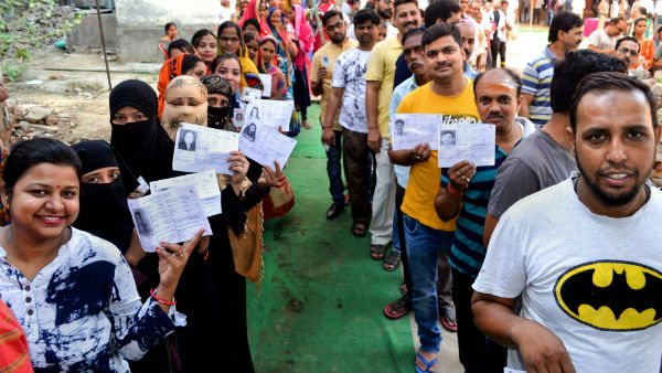 সমস্যায় ভোট কর্মীরা 