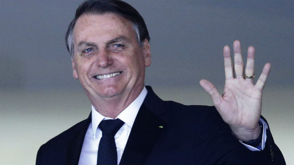 রাষ্ট্রপতি ভবনে স্বাগত জানানো হল ব্রাজিলের প্রেসিডেন্টকে রাষ্ট্রপতি ভবনে স্বাগত জানানো হল ব্রাজিলের প্রেসিডেন্টকে