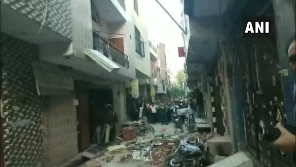 ৩৭০০ কেজি