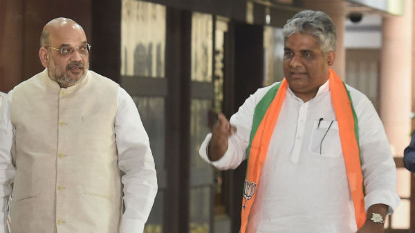 ২০২১-এর ভোটে কে থাকবেন সামনে ২০২১-এর ভোটে কে থাকবেন সামনে