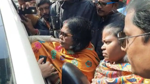 প্রচারে গিয়ে জনরোষের সামনে সাংসদ