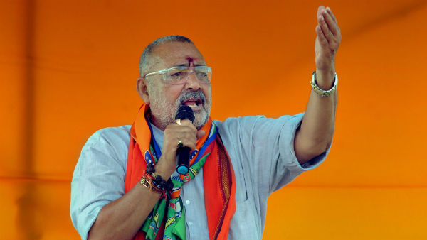 মিশনারি স্কুলে আমরা সন্তানদের পাঠাই, বিদেশ গিয়ে ওঁদের মধ্যেই অনেকে গোমাংস খান: গিরিরাজ মিশনারি স্কুলে আমরা সন্তানদের পাঠাই, বিদেশ গিয়ে ওঁদের মধ্যেই অনেকে গোমাংস খান: গিরিরাজ
