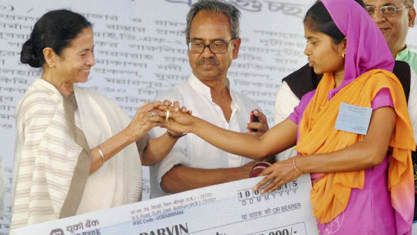 এর আগে প্রজাতন্ত্র দিবসে বাংলার ট্যাবলো পুরস্কার পেয়েছে