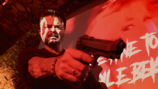 এই রাত অত সহজে কাটবে না, অনেক কিছু বাকি ! ইন্টারনেটে আগুন লাগালো মলং এই রাত অত সহজে কাটবে না, অনেক কিছু বাকি ! ইন্টারনেটে আগুন লাগালো মলং