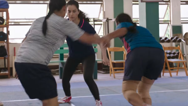 অভিনয় অভিনয়