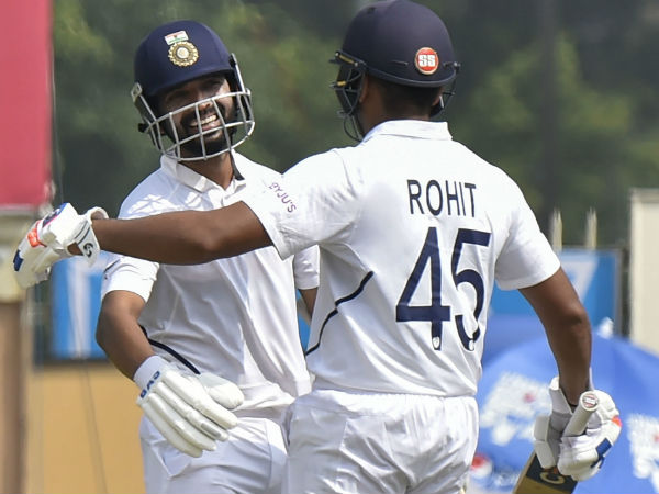 নামলেন পূজারা ও রাহানে 