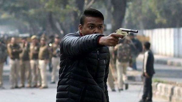  হামলার আগে ফেসবুক লাইভ