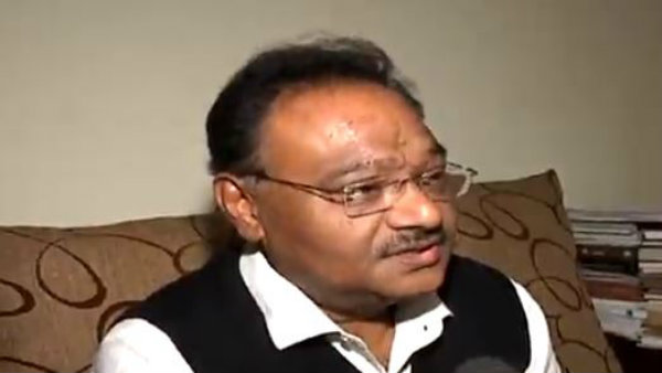 পাল্টা শমীক ভট্টাচার্য পাল্টা শমীক ভট্টাচার্য