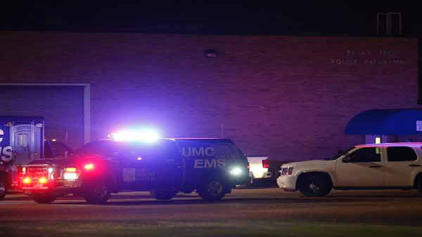 আমেরিকায় ফের বন্দুকবাজের হামলা, কমপক্ষে ২ জনের মৃত্যু আমেরিকায় ফের বন্দুকবাজের হামলা, কমপক্ষে ২ জনের মৃত্যু