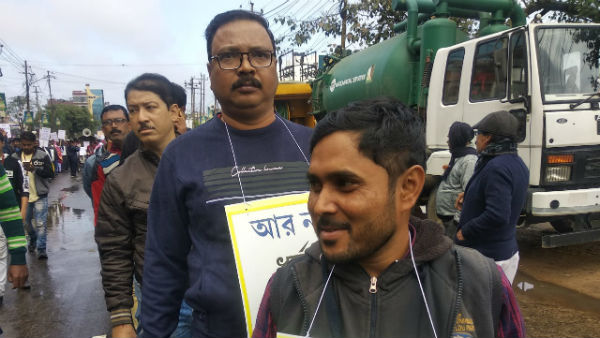 সুদীপ নিজের ক্ষমতা দেখিয়ে দেন বিপ্লবকে সুদীপ নিজের ক্ষমতা দেখিয়ে দেন বিপ্লবকে
