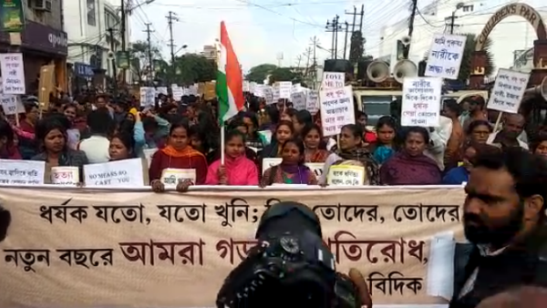 বিজেপি সরকারের বিরুদ্ধে মহামিছিল বিজেপির! বিজেপি সরকারের বিরুদ্ধে মহামিছিল বিজেপির!