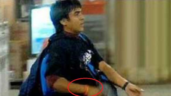 কেন ছিল হাতে গেরুয়া ধাগা বাঁধা?