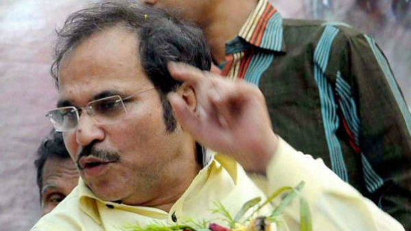 বিজেপি সাংসদকে একহাত অধীরের বিজেপি সাংসদকে একহাত অধীরের