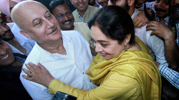  অনুপম খের -কিরণ খের