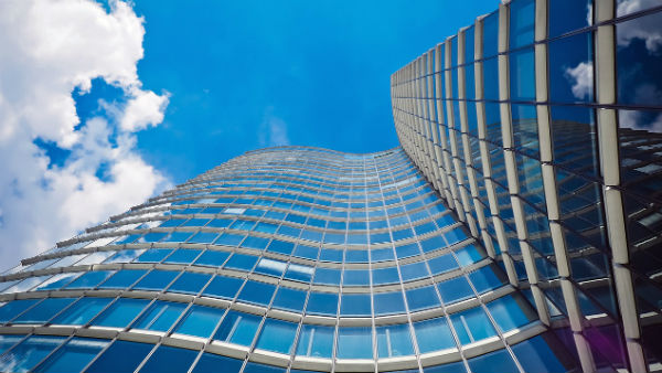 বিপজ্জনক ভাবে ঝুঁকে রয়েছে বেঙ্গালুরুর একটি চারতলা আবাসন, আতঙ্ক আবাসিকদের মধ্যে বিপজ্জনক ভাবে ঝুঁকে রয়েছে বেঙ্গালুরুর একটি চারতলা আবাসন, আতঙ্ক আবাসিকদের মধ্যে