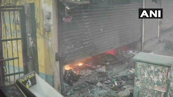 পাকিস্তান যেভাবে টাকার পাচার করছে হিংসায় উস্কানি দিতে..