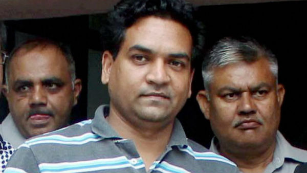 কপিল মিশ্র ও বিতর্ক