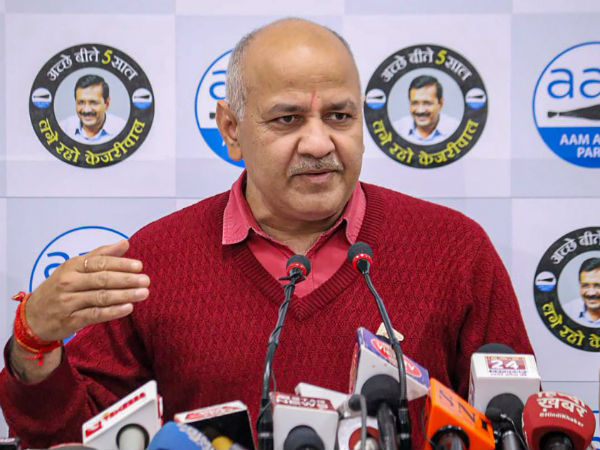 ঘনিষ্ঠ আধিকারিকের গ্রেফতারির পর মুখ খুললেন মনীশ সিসোদিয়া ঘনিষ্ঠ আধিকারিকের গ্রেফতারির পর মুখ খুললেন মনীশ সিসোদিয়া