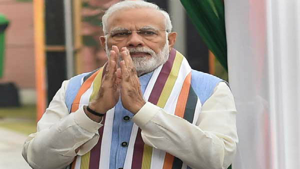 দিনদয়ালের মূর্তির আবরণ উন্মোচন