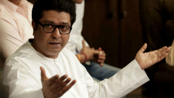 সমাবেশে যাওয়ার আগে সিদ্ধিবিনিয়ক মন্দির পরিদর্শন