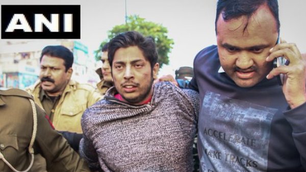 শনিবার শাহিনবাগে ৩ রাউন্ড গুলি কপিল গুর্জরের শনিবার শাহিনবাগে ৩ রাউন্ড গুলি কপিল গুর্জরের