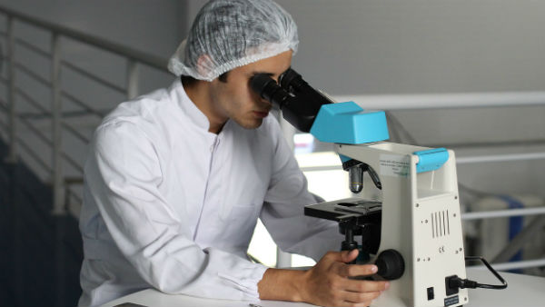 কর্মচারীদের স্বাস্থ্য নিয়ে উদ্বেগ প্রকাশ কর্মচারীদের স্বাস্থ্য নিয়ে উদ্বেগ প্রকাশ