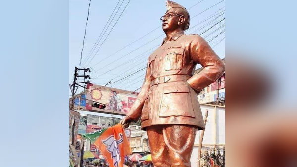 স্ট্যাচুতে নেতাজির হাতে বিজেপির পতাকা নিয়ে বিতর্ক