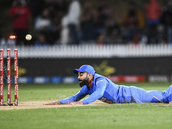তৃতীয় ওয়ান ডে-তেও ব্যর্থ বিরাট