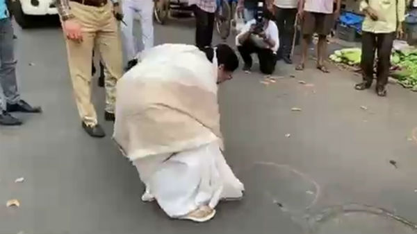 হেনস্থার শিকার হয়েছেন সাধারণ মানুষ